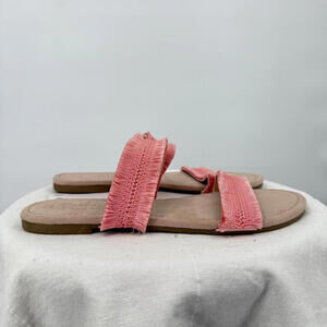 Women's Lauren Conrad New with Tags Pink Fringe Sandals 8/9